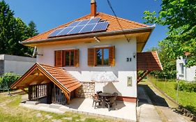 Holiday Home Amaryllis By Interhome